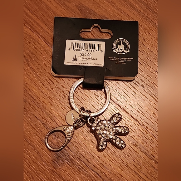 Disney Mickey Mouse Glove Keychain - Picture 2 of 2